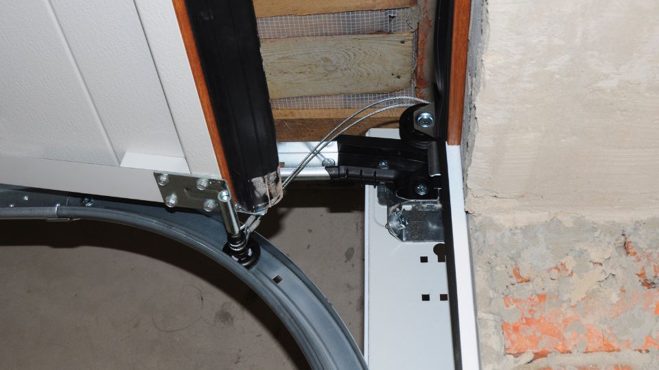 Stuck Garage Door Rollers in Arlington Heights? Swift Replacements to Prevent Damage